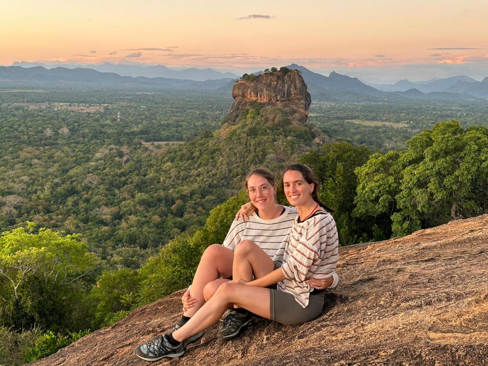 Relax Nature Villa Sigiriya Exteriör bild